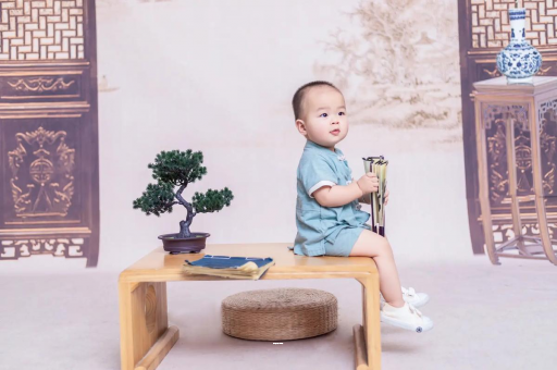 海盐孕妇尖肚子和圆肚子